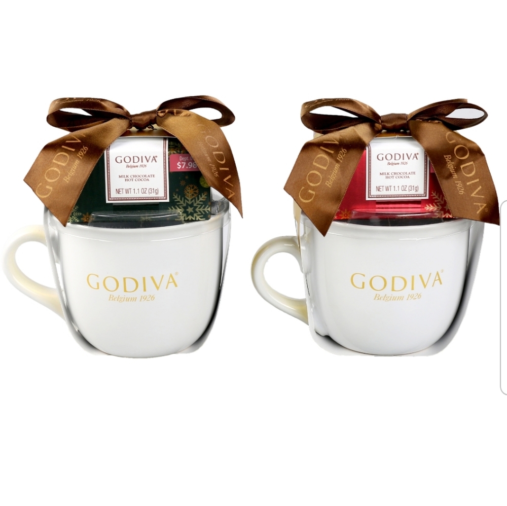 🌺Godiva Oversized Christmas/Holiday gift set-One Mug Set